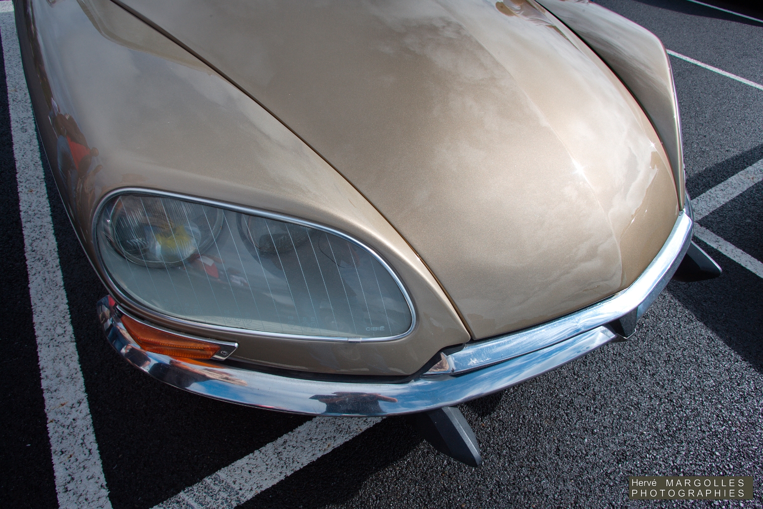 Citroen DS 21-06.jpg